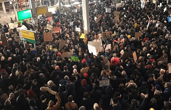 ABD havalimanlarında ciddi aksamalar yaşanıyor