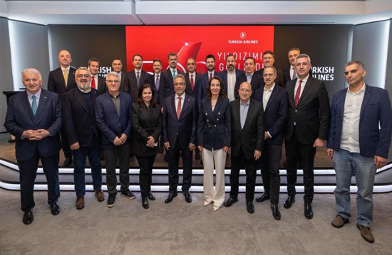 Ahmet Bolat, “THY 50 milyar dolarlık hedefe uçuyor”