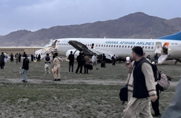 Ariana’nın B737-800’ü Kabil’de pistten çıktı