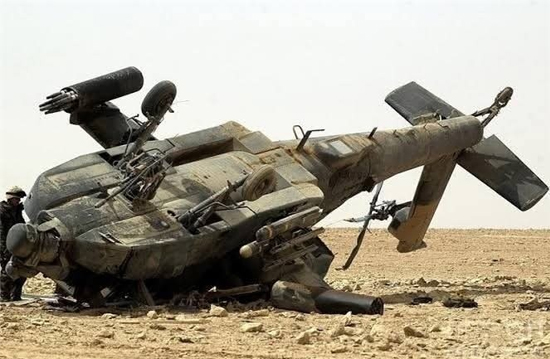 BAE’de askeri helikopter düştü, 2 kişi hayatını kaybetti