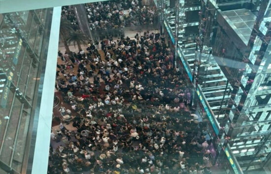 Dubai Havalimanı’nda büyük kaos yaşanıyor