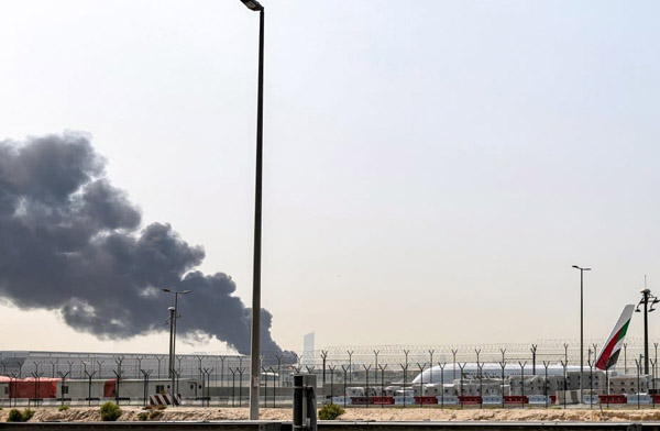 Dubai Havalimanın’da A380 ve A321 hasar gördü