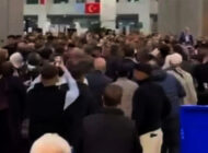 Gaziantep Havalimanı’nın da Ümre yolcuları kavga etti