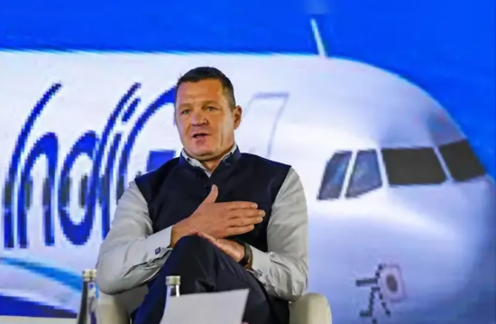 IndiGo’nun CEO’su Elbers iptaller nedeniyle istifa etti