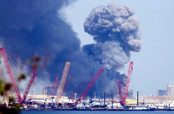 İsrail ABD ile birlikte İran’ı vurdu