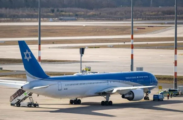 İsrail’in Başkanlık uçağı Berlin’de