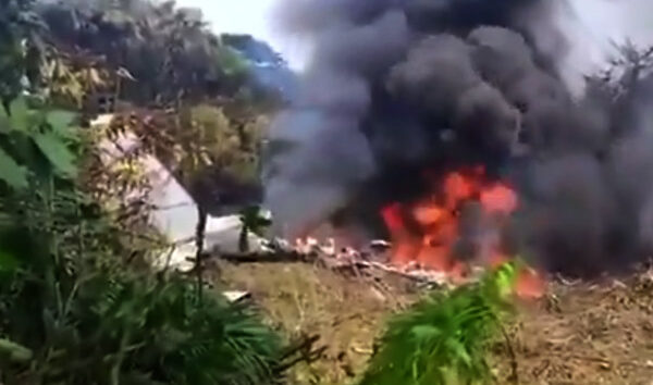 Kolombiya’da C-130 Hercules düştü