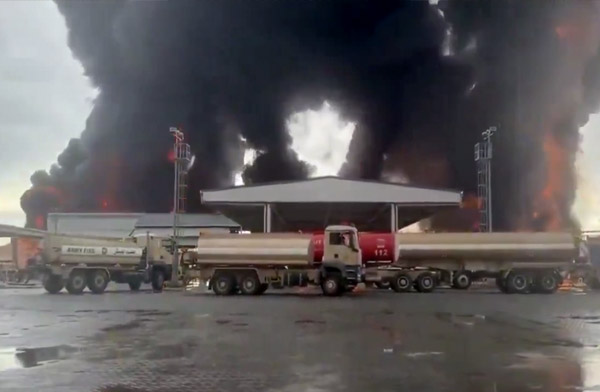 Kuveyt Havalimanı İHA ile vuruldu