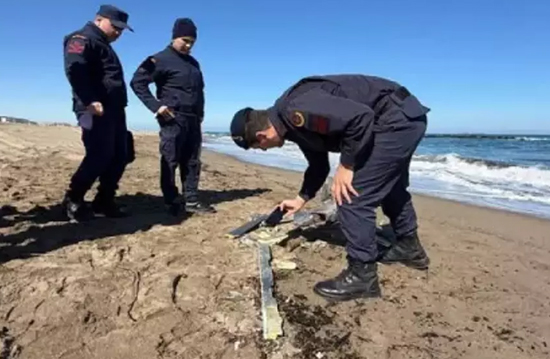 Sakarya Halk Plajında İHA parçası bulundu
