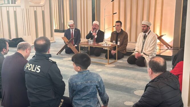 Şehit polisler İstanbul Havalimanı Ali Kuşçu Camii’de dualarla anıldı