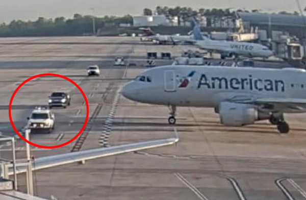 Charlotte Douglas Havalimanı’nda havacılık kuralı çiğnendi