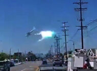 Kaliforniya’da Cessna 172 elektrik tellerine çarptı