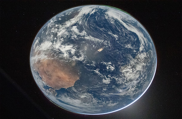 Artems II yeni Dünya fotoğraflarını paylaştı