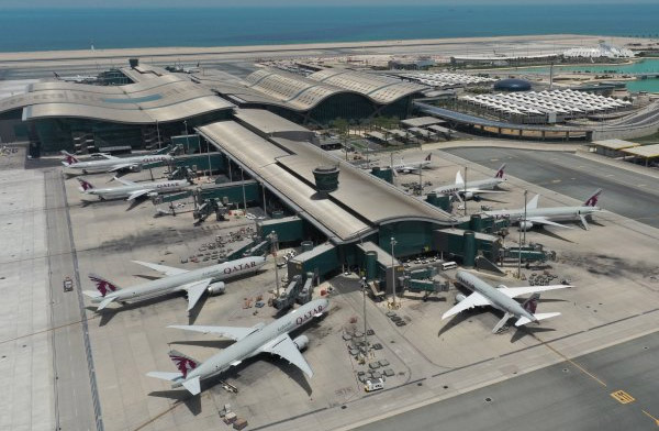 Katar ülkeye uçuşları yeniden başlatıyor