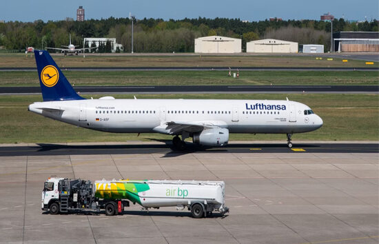 Lufthansa Grubu yakıt tebirleri alıyor