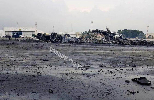 Mehrabad Havalimanı’nda çok sayıda uçak hasar gördü