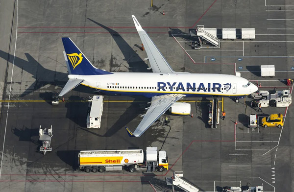 Ryanair yakıt kriziyle ilgili açıklama yaptı