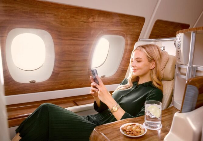 Emirates dünyanın en kârlı havayolu olma konumunu koruyor