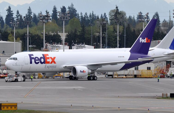 FedEx 150’nci B767-300F kargo uçağını teslim aldı
