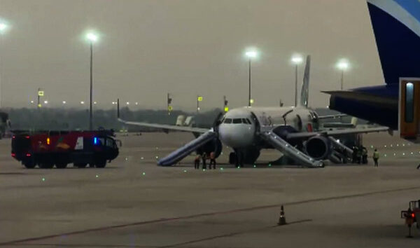 IndiGo uçağınA321neo’da  duman panik yarattı