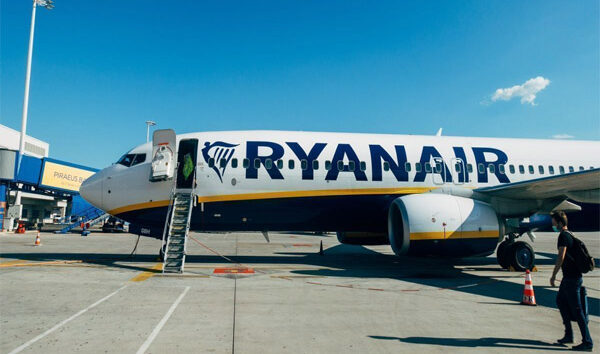 Ryanair Atina’da küçülmeye gidiyor