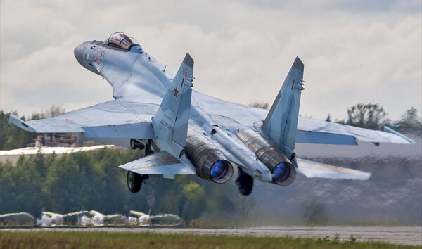 UAC Rusya Hava Kuvvetleri’ne SU-35S teslimatı yaptı
