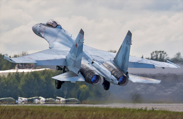 UAC Rusya Hava Kuvvetleri’ne SU-35S teslimatı yaptı