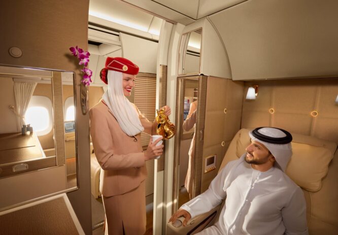 Emirates bir kez daha “Dünyanın En İyi Havayolu Şirketi” seçildi
