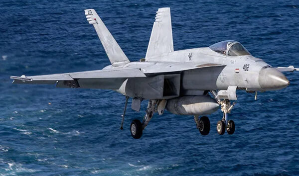 ABD Deniz Piyadesi’nin F/A-18 Hornet’i düştü