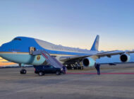 Air Force One’da 35 yıl sonra görev değişimi
