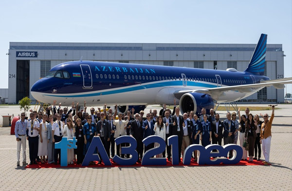 AZAL Havayolu yeni A320neo uçağını filsonu kattı
