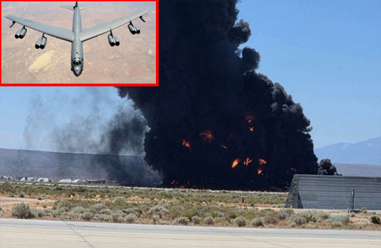 Kalifornia’da B-52 düştü