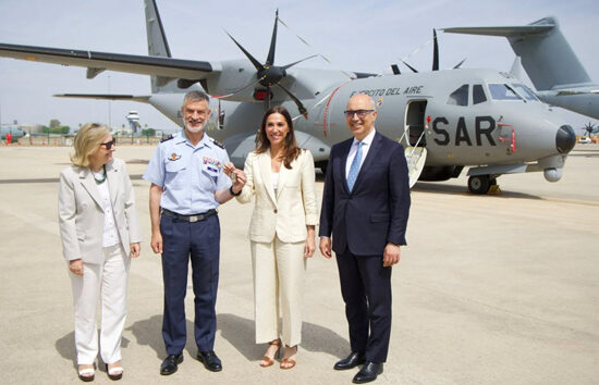 İspanya ilk C295 SAR uçağını teslim aldı