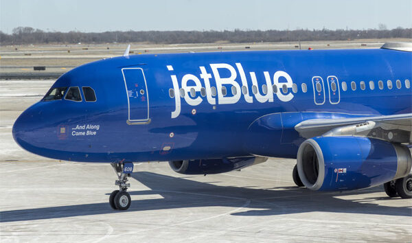 JetBlue uçağına JFK inişinde drone çarptı