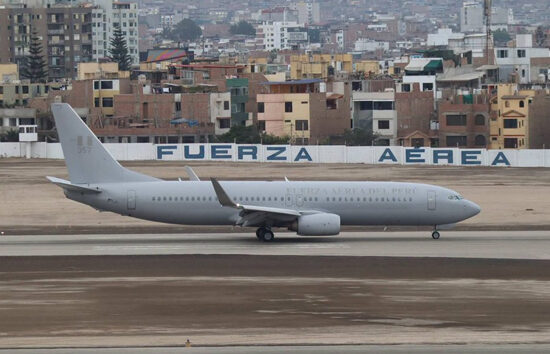 Peru ordusu ilk B737-800NG uçağını teslim aldı