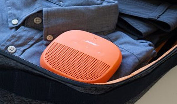 UA uçağını Bluetooth cihazı geri döndürdü