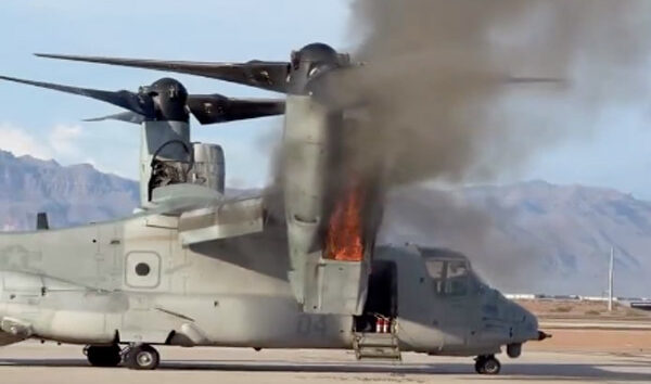 ABD Deniz Piyadeleri’sinin Osprey helikopterinin motoru yandı