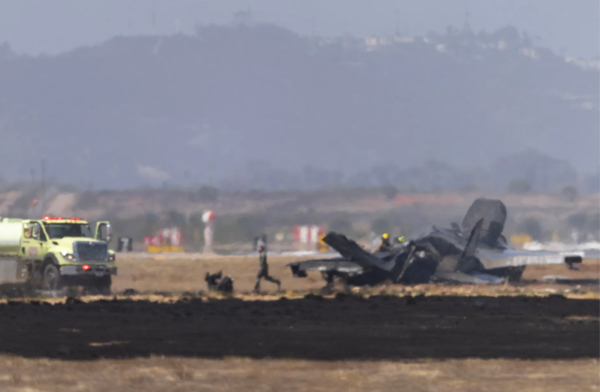 Kaliforniya’da ABD Deniz Piyadesi’nin F-35’i düştü