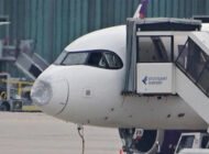 Air Cairo’nun A320neo’su Stuttgart’a doluya yakalandı