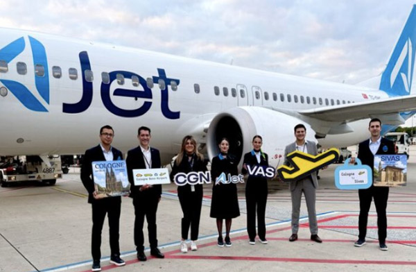 AJet, Köln-Sivas uçuşlarına başladı