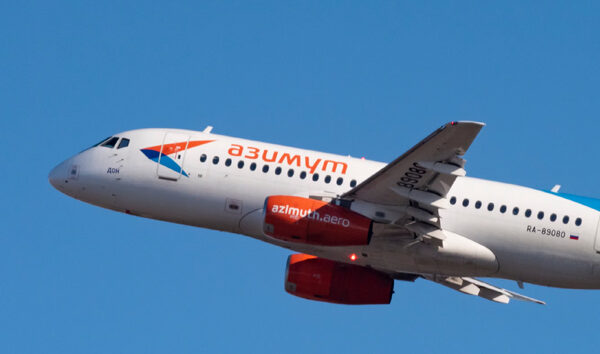 SSJ100 arızalandı İGA’ya geri döndü