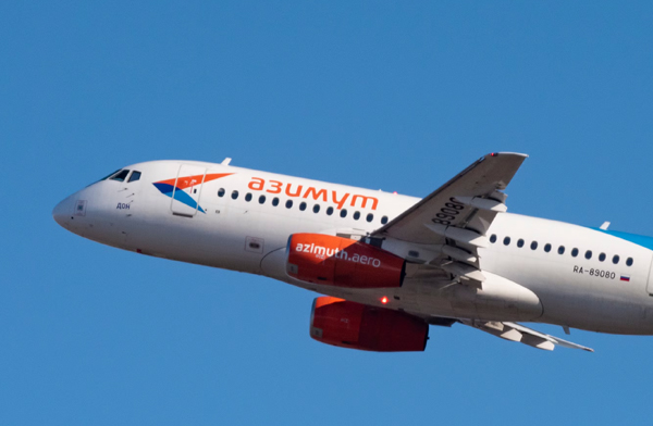 SSJ100 arızalandı İGA’ya geri döndü