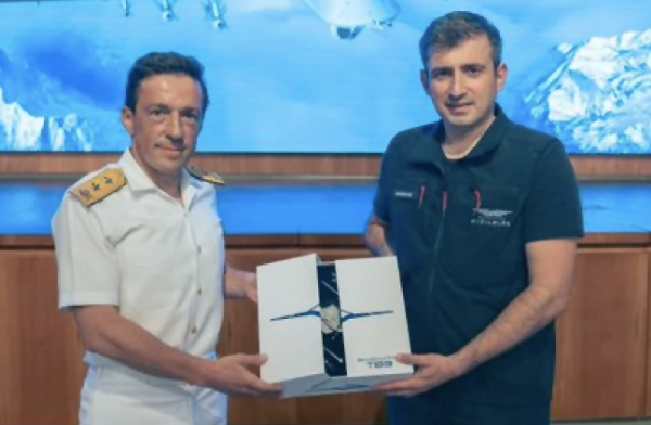 TCG Anadolu Heyeti, Baykar’ı ziyaret etti