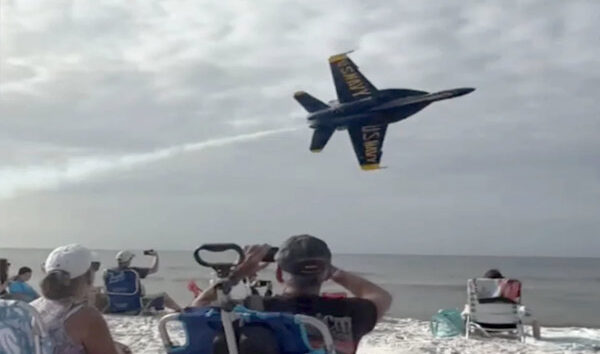 Blue Angels akrobasi ekibine soruşturma açıldı