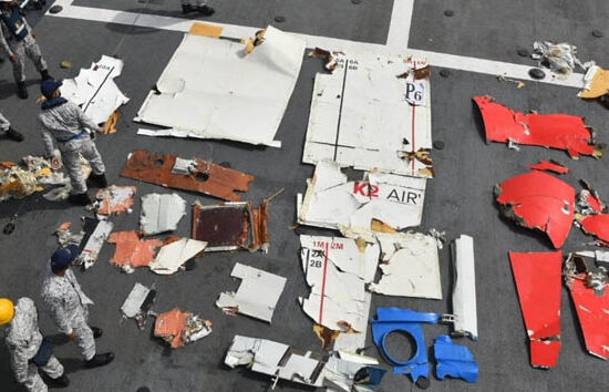 Pakistan’da kaybolan K2 Airways’in B737-400 uçağının enkazı bulundu