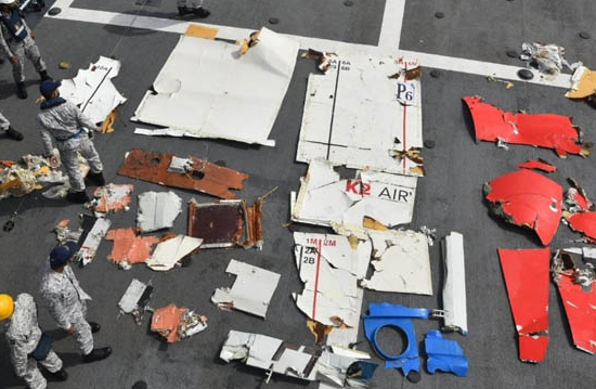 Pakistan’da kaybolan K2 Airways’in B737-400 uçağının enkazı bulundu