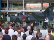 Yenilenen son Mirage 2000D teslim edildi