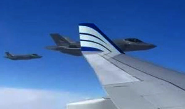 Norveç Milli Takımı’nı F-35 uçakları karşıladı