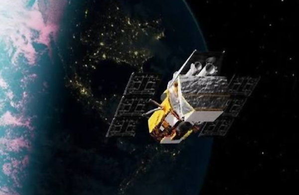 NASA uzayda tarihi göreve başladı