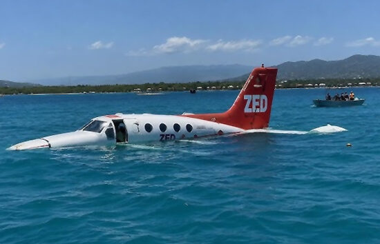 Haiti’de Cessna 402B denize acil indi